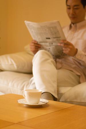 大阪人形町の老舗店。伝統技術を受け継ぐ作家の京甲冑